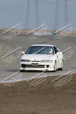 media/Oct-19-2025-Speed Ventures (Sun) [[a6e7fe67be]]/Purple/Session 2 (Outside Grapevine)/